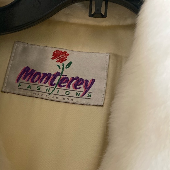 Monterey Fashions White Faux Fur. Vintage piece. - Picture 12 of 15